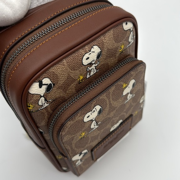 Coach X Peanuts Racer Sling Pack In Signature Canvas With Snoopy Print - Picture 7 of 14